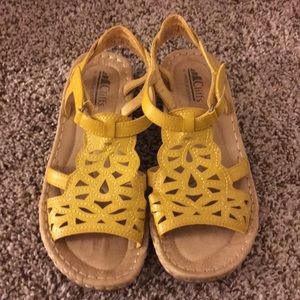 Cliffs by White Mountain sandals, women’s 7.5